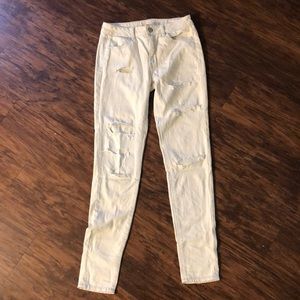 Light American Eagle distressed jeans